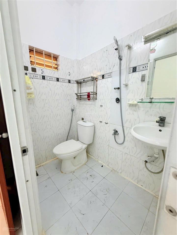 Tt bình thạnh, hẻm ôtô  khu phan xích long, 30m ra mặt tiền, 64m27,65tỷ, cực dễ cho thuê shop