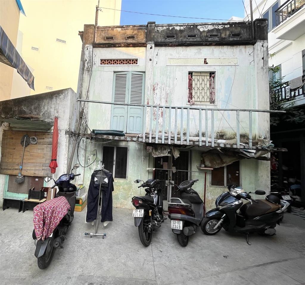 105tr/m2  nhà hẻm ô tô  ngay chợ gò vấp  mặt tiền rộng 7,4m  tiện xây mới  56,2m²  5,99 tỷ