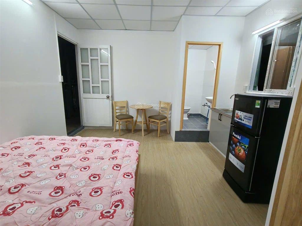 Q3  studio 30m2 ngay cv lê thị riêng, tầng 6 có thang máy, cửa sổ  chỉ 5,3tr. giáp tô hiến thành