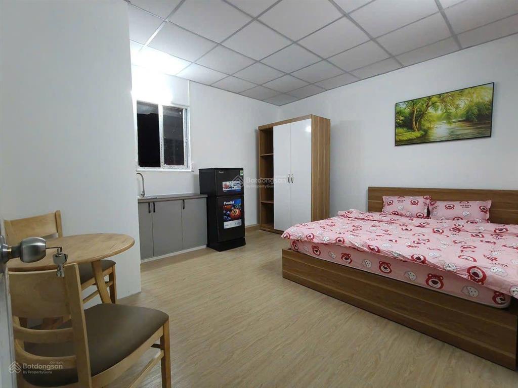 Q3  studio 30m2 ngay cv lê thị riêng, tầng 6 có thang máy, cửa sổ  chỉ 5,3tr. giáp tô hiến thành