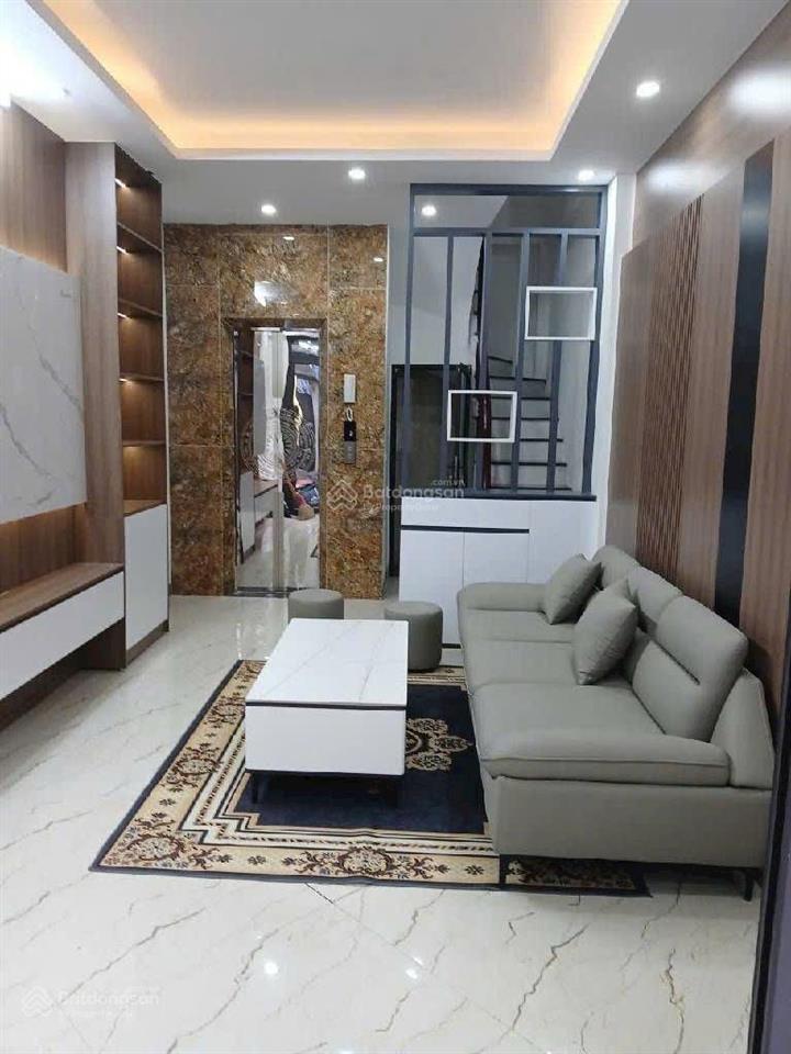 Bán nhà siêu siêu đẹp , q. thanh xuân, 10 tỷ, 40m2, 7 tầng  thang máy oto đỗ cửa