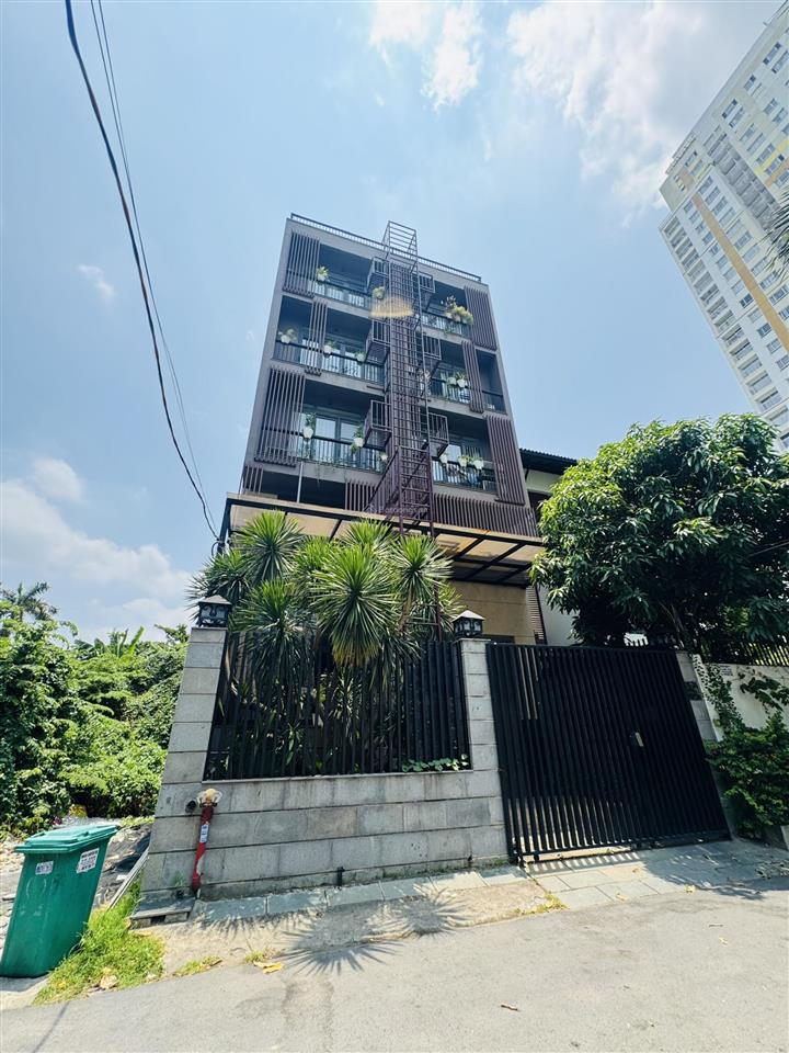 Bán tòa chdv thảo điền  ngay quốc hương  8,5x25m gần 200m2  3 tầng  tt 120tr/th  giá 31,2 tỷ