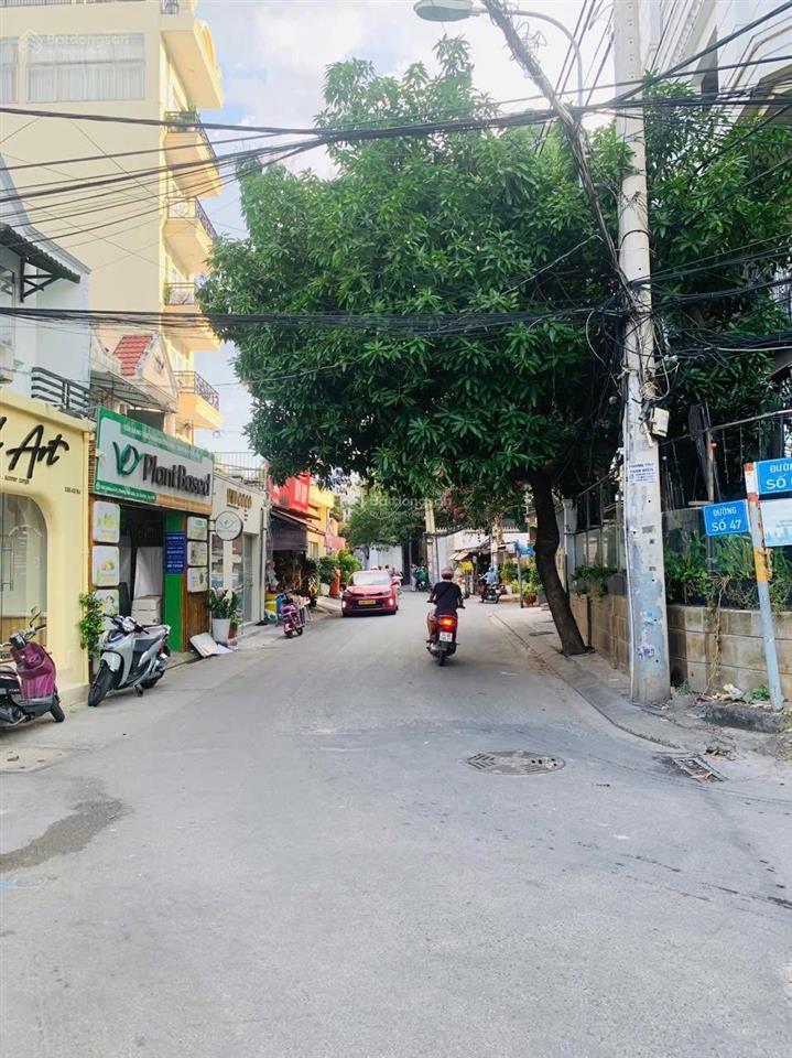 Bán tòa chdv thảo điền  ngay quốc hương  8,5x25m gần 200m2  3 tầng  tt 120tr/th  giá 31,2 tỷ