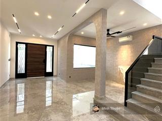 Chốt gấp ! nhà rẻ hơn giá đất  ngay trương văn bang  7 x 18,5 cn 130m2  giá cực tốt chỉ 19 tỷ