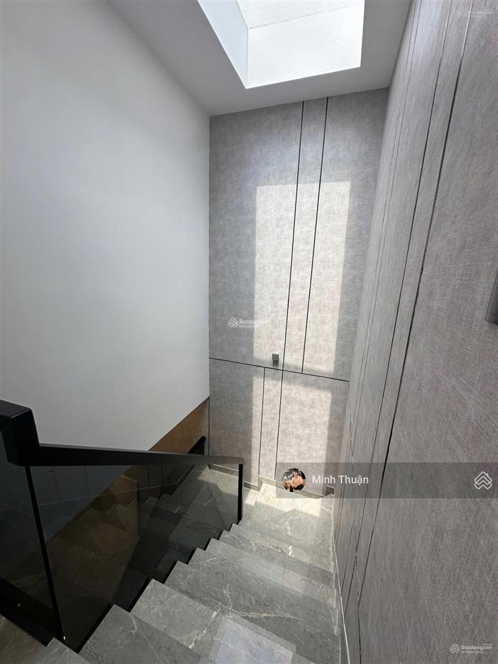 Chốt gấp ! nhà rẻ hơn giá đất  ngay trương văn bang  7 x 18,5 cn 130m2  giá cực tốt chỉ 19 tỷ