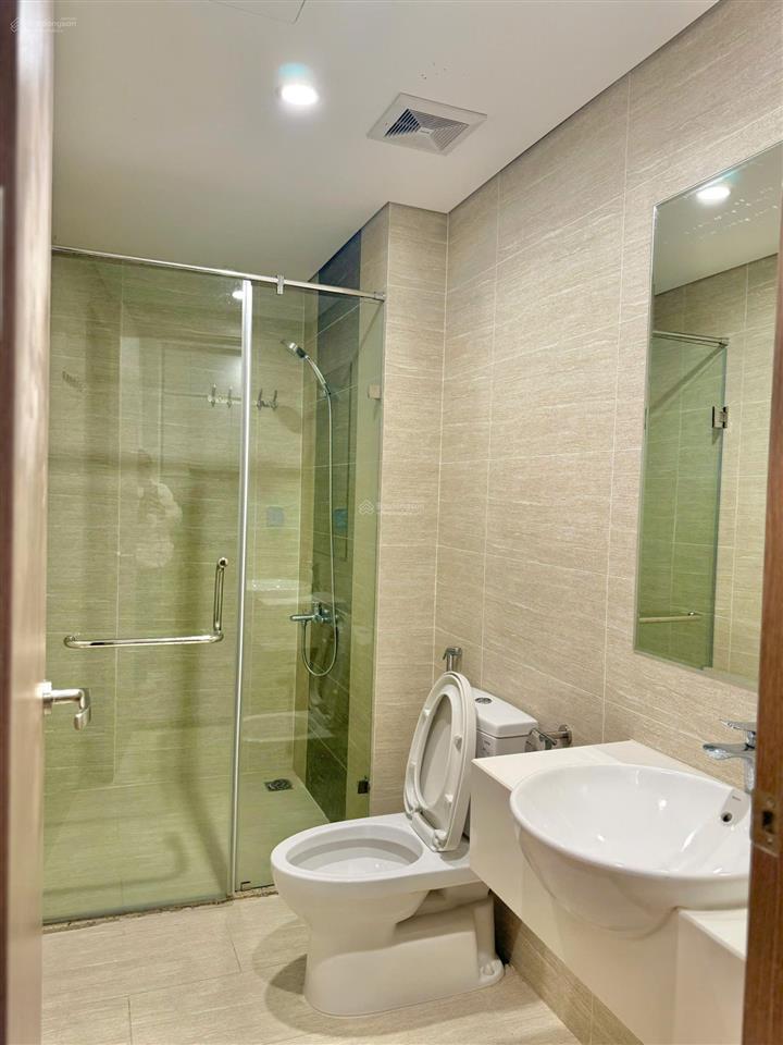 Bán cắt lỗ căn 1pn+1, giá 2,29 tỷ, dt 43m2 full nội thất tại vinhomes ocean park gia lâm hà nội