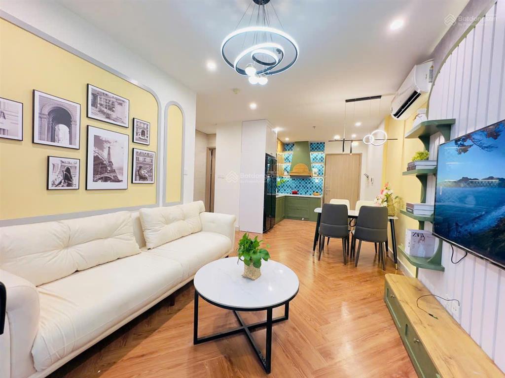 Bán cc vinhomes ocean park gia lâm, loại căn 2n2vs, dt 68m2, giá chỉ 3,2 tỷ full nội thất