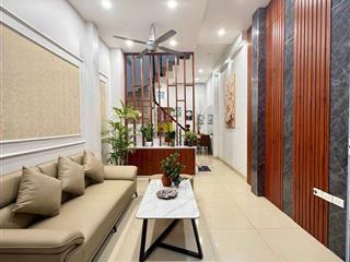 Bán gấp nhà riêng lĩnh nam, 30m2, 5,25 tỷ, 3pn, 3wc, 3 gác đỗ cửa, 30m ra ô tô tránh