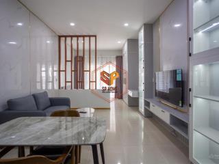 Bán gấp căn hộ sunrise city 43m sổ hồng sẳn nội thất mới đẹp có ban công giá 3ty9  0937 781 ***
