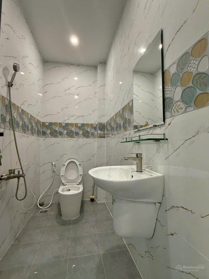 Nhà phố ngay TT chỉ 14tr/m2