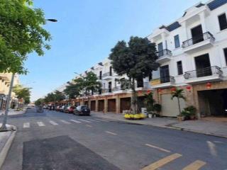 Nhà phố ngay TT chỉ 14tr/m2