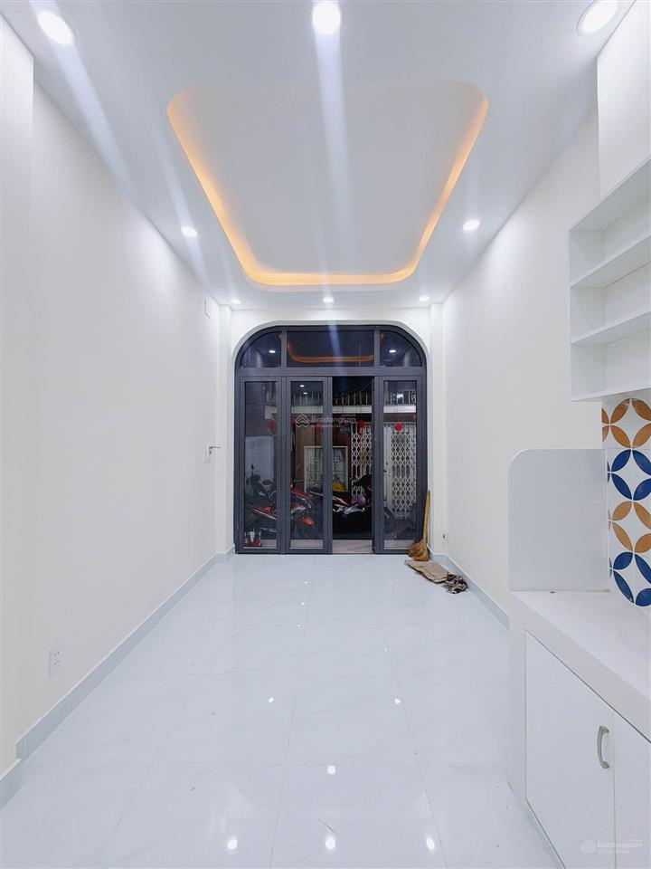 Bán nhà q4  tôn đản  4 tỷ 099 vị trí đường tôn đản, p8, q4. diện tích 33.5m (\bm{3 \t