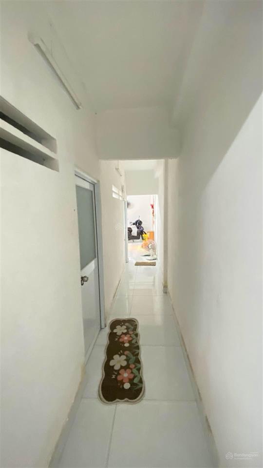 Rẻ hơn chữ rẻ, không có căn thứ 2 rẻ hơn