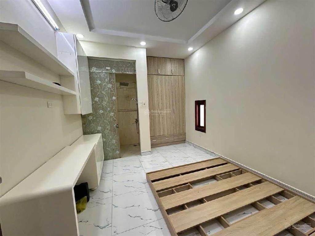 Chủ ngộp bán gấp nhà shr nguyễn thị xiếu