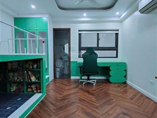 Bán nhà 69m 5 tầng có thang máy, có đồ, dân xây ở tâm huyết nhưng do chuyển công tác nên bán