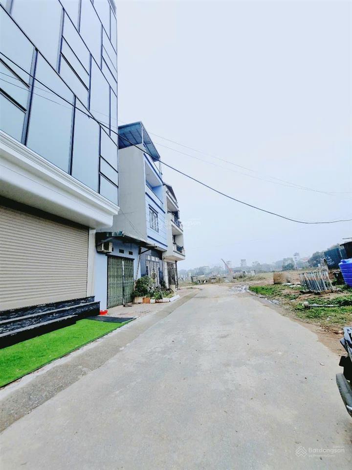 Bán tòa nhà văn phòng 6 tầng đã hoàn thiện có thang máy về dùng ngay hoặc cho thuê dòng tiền