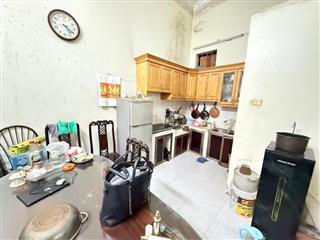 Bán nhà trần thái tông 31m2 4t 9.8 tỷ ô tô tránh, kinh doanh, trung tâm