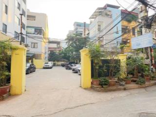 Bán nhà dịch vọng 31m2 4t 9.8 tỷ ô tô tránh, kinh doanh, ngõ 6m, phân lô vip