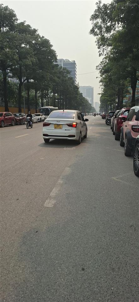 Dương khuê  80m hàng xóm đh thương mại ô tô tránh dừng đỗ  kinh doanh vp sầm uất