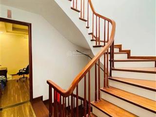 Bán nhà xuân thủy 32m2 4t 9.9 tỷ ô tô tránh, nhà đẹp, ở + kd đỉnh
