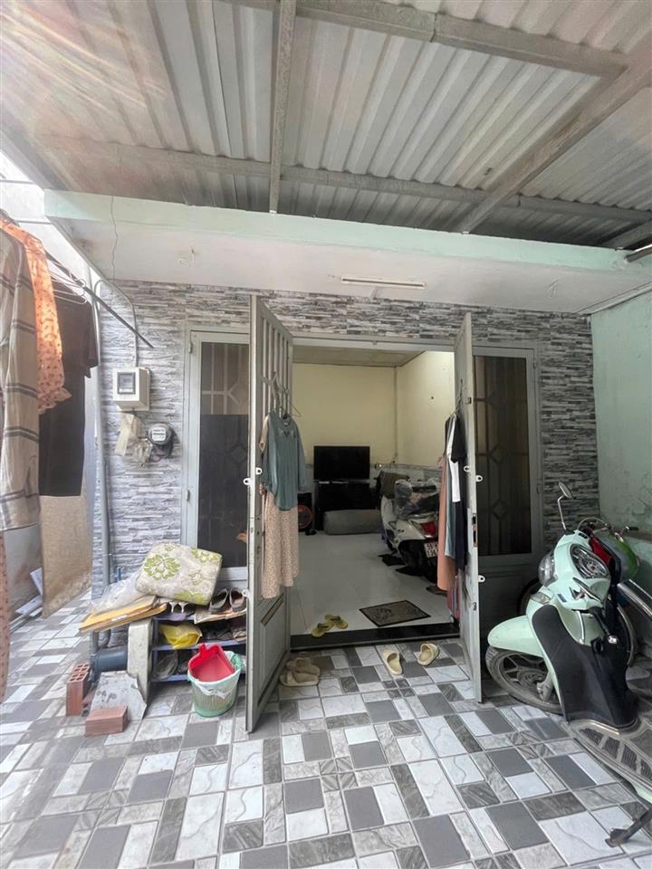HIẾM CÓ KHÓ TÌM – NGAY CV CÂY SỘP – NGANG 5M – CHỈ 3.3 TỶ