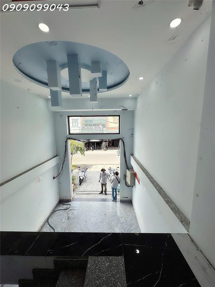 SONG HÀNH Q12 – CHDV CAO CẤP 6 TẦNG – THANG MÁY