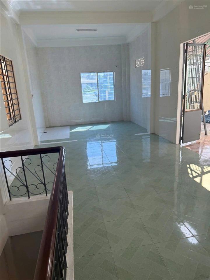 Cho thuê nhà kiệt đống đa, gần vũ trường phương đông. diện tích sd 200m², nhà mới