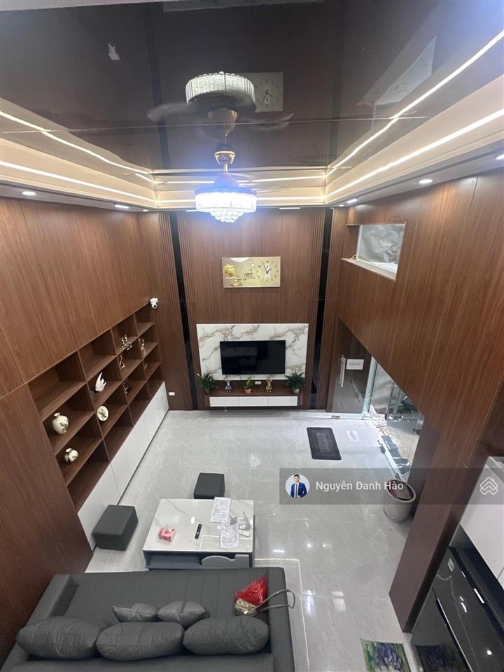 Bán nhà 5 tầng, 40m2 nằm giữa phố hàng buồm, 3pn, ở sướng, nhỉnh 7 tỷ