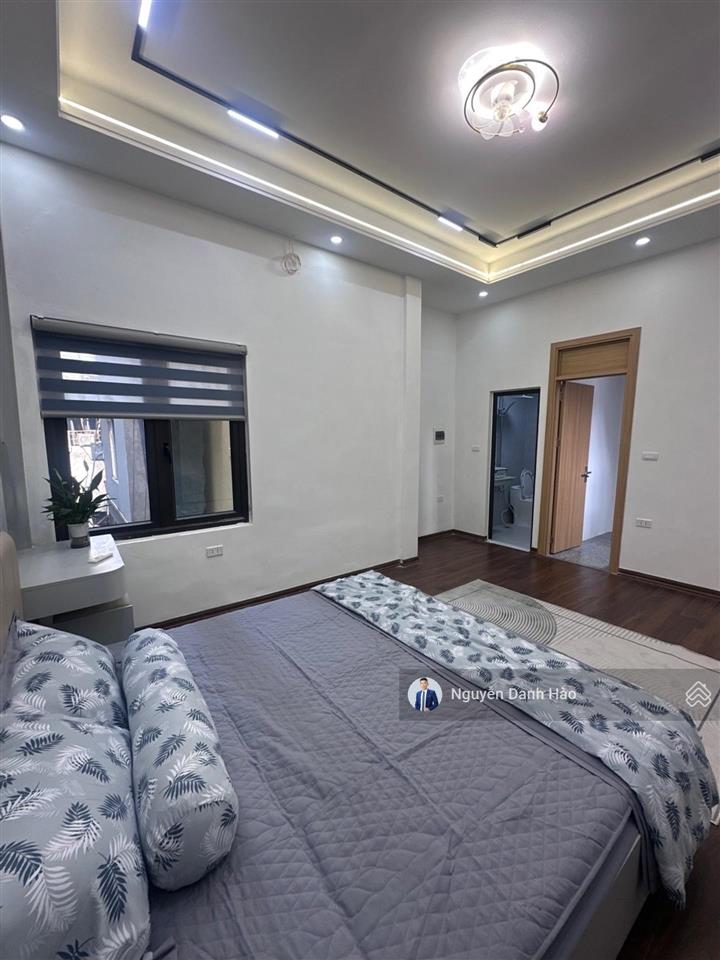 Bán nhà 5 tầng, 40m2 nằm giữa phố hàng buồm, 3pn, ở sướng, nhỉnh 7 tỷ