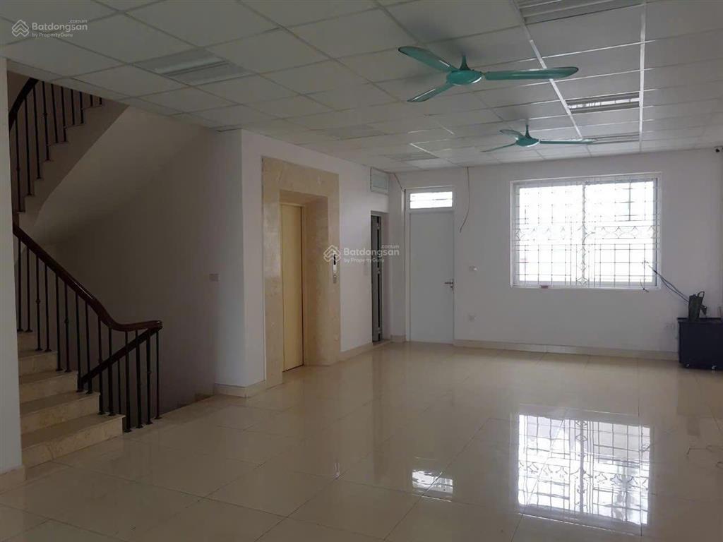 Cho thuê nhà riêng đường bờ sông sét, 4 tầng, 120m2/tầng, gần kim đồng  giá 45tr/tháng