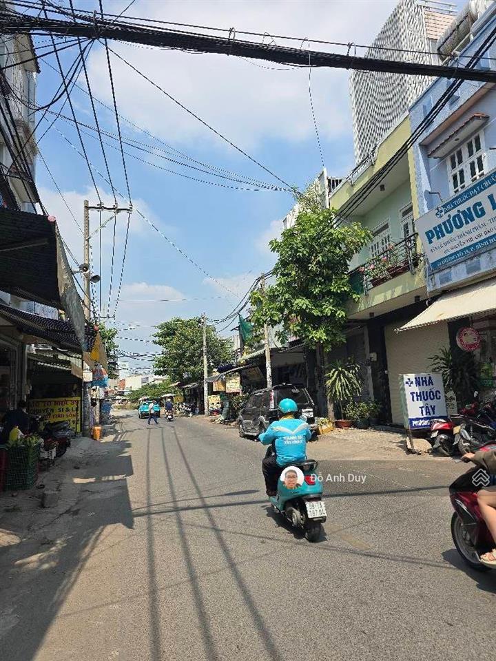 Nhà lê đức thọ 60 m 3 tầng hẻm 10 m 6 tỷ xíu kinh doanh onl rất tối