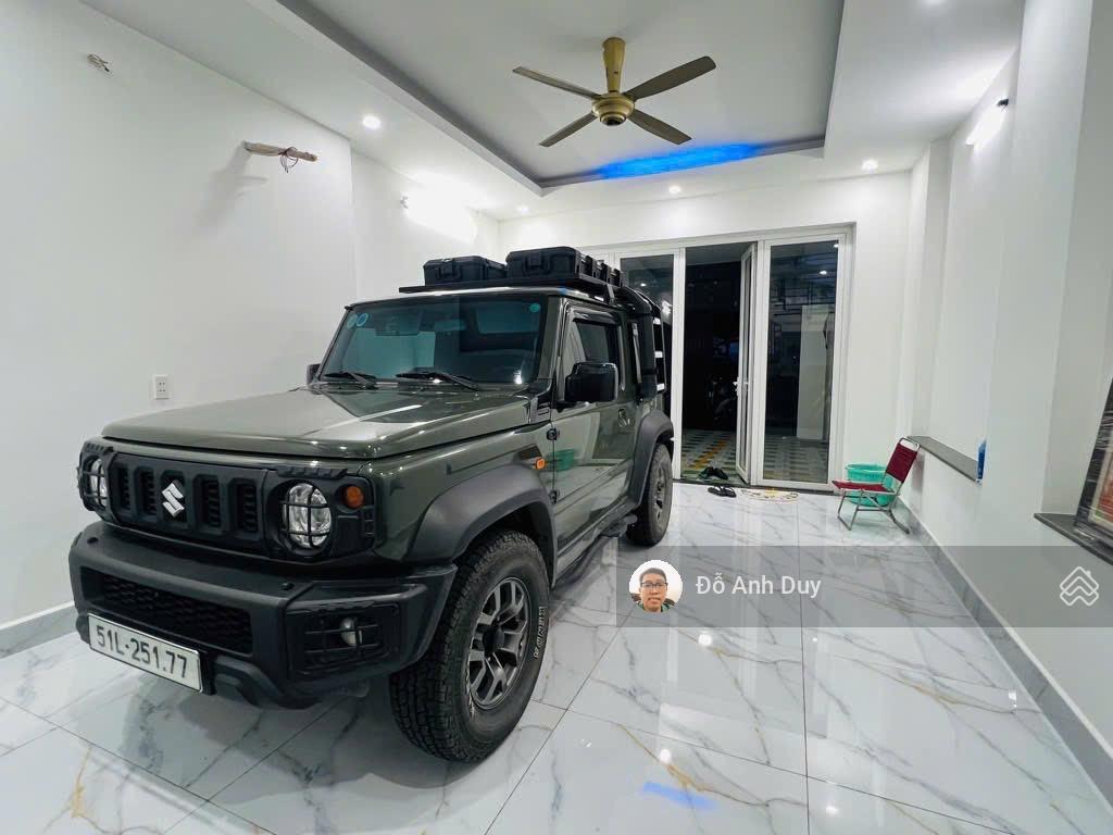 Ngay cộng hoà 75 m 2 3 tầng 7,x tỷ hẻm kinh doanh 8 m