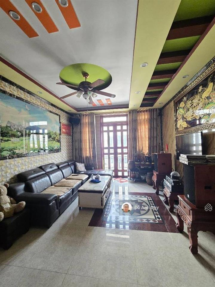 Nhà đẹp ở ngay 87 m 2 tầng btct 6 tỷ oto ngủ nhà