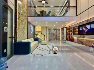 Nhà ngay chợ hạnh thông tây 60 m 2 tầng 3 pn 5 tỷ hẻm oto 6 m thông.