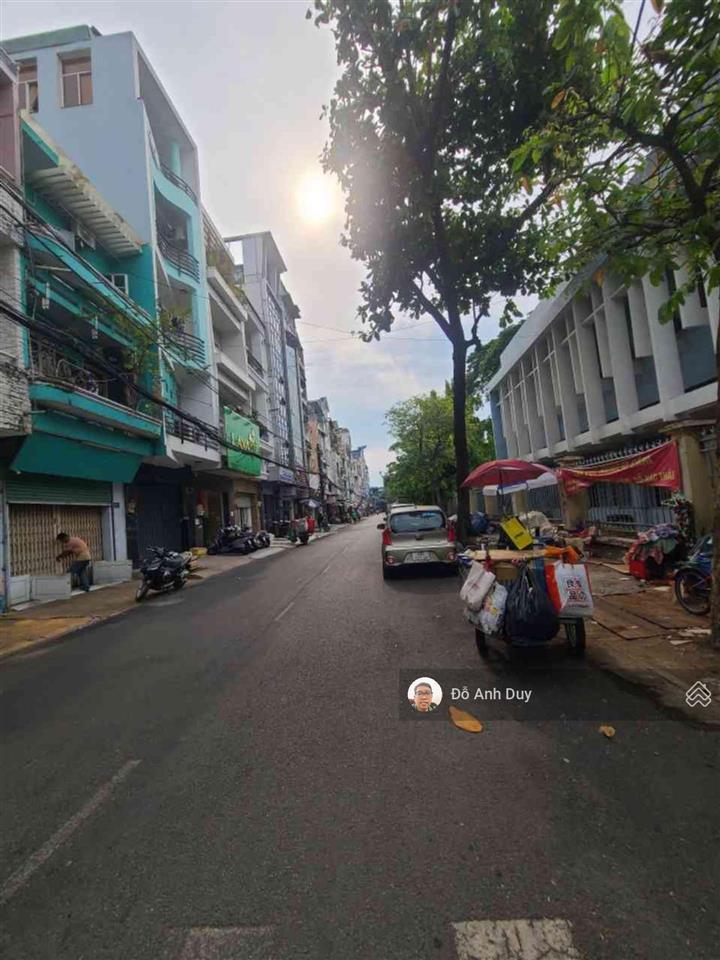 Nhà ngay cạnh mặt tiền chợ phạm văn bạch 80 m 3 tầng 7 tỷ hơn