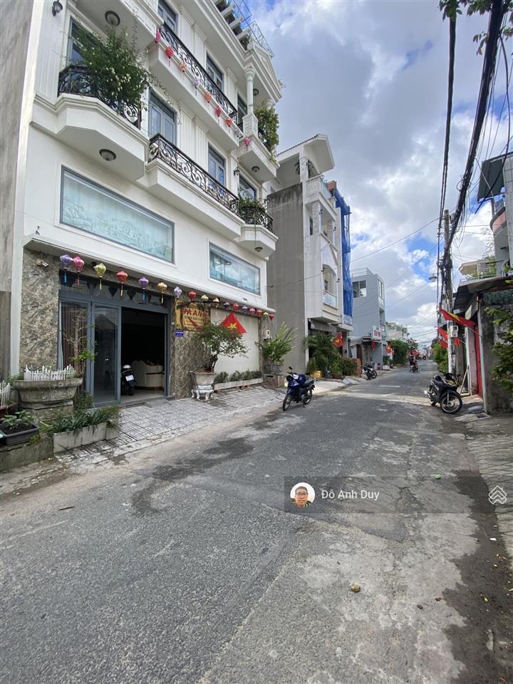 Bán nhà cấp 4 hẻm kinh doanh 8 m 7 tỷ cạnh sân bay