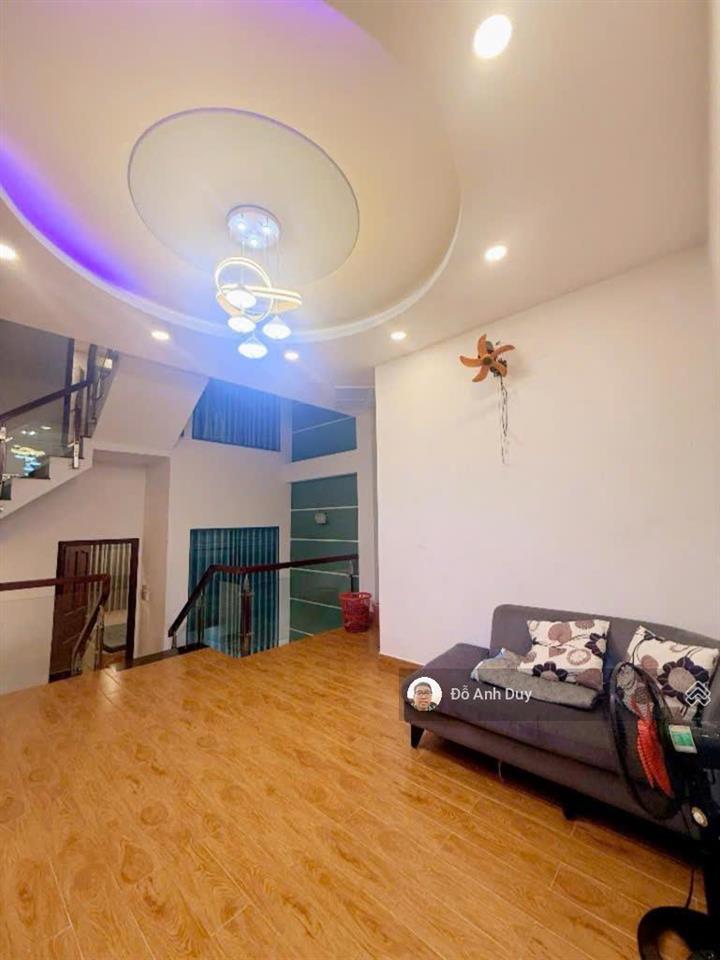 Nhà cạnh etown 2 cộng hoà 80m2 4 tầng 6.9 tỷ oto ngủ nhà