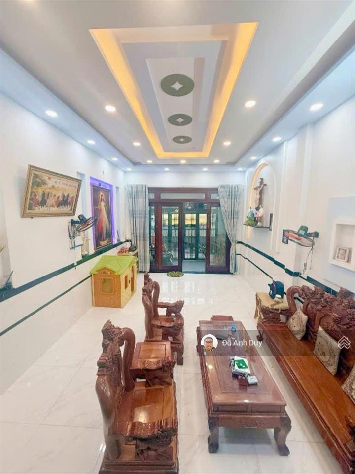 Nhà cạnh etown 2 cộng hoà 80m2 4 tầng 6.9 tỷ oto ngủ nhà
