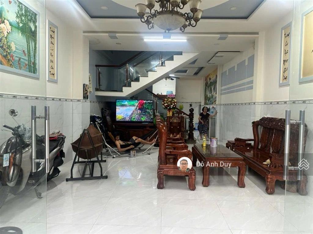 Nhà 50 m2 3 pn kinh doanh 4.9 tỷ chung cư phúc yên