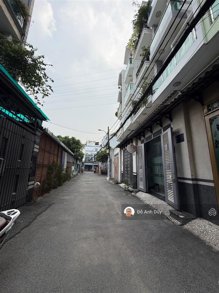 Nhà hẻm ô tô 4 x 15 cạnh etown 2 3 tầng 6 tỷ không có căn thứ 2