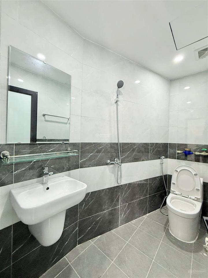 Cho thuê căn hộ cao cấp 1n1k tại kim mã thượng  full đồ, ban công thoáng