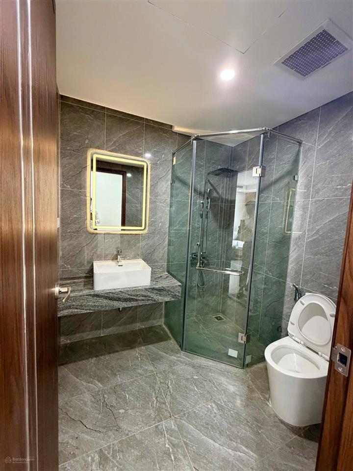 Cho thuê căn 3pn capital elite 119m  nội thất cơ bản và full đồ, giá từ 19tr,  0399 126 ***