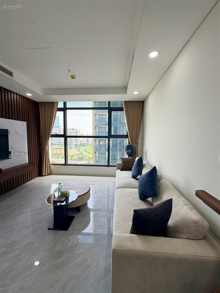 Cho thuê căn 3pn capital elite 119m  nội thất cơ bản và full đồ, giá từ 19tr,  0399 126 ***
