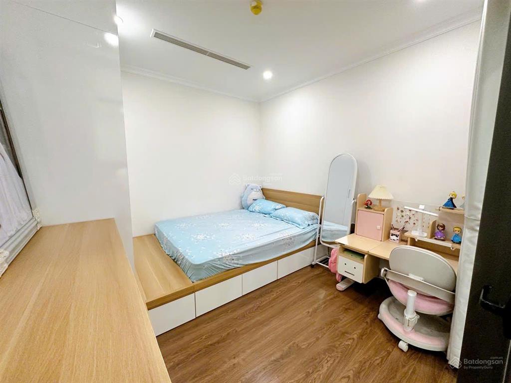 Chủ chuyển chỗ ở cần nhượng lại căn 2 ngủ tòa r3 sunshine riverside, view sông hồng, giá 7,25 tỷ