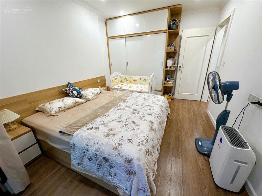 Chủ chuyển chỗ ở cần nhượng lại căn 2 ngủ tòa r3 sunshine riverside, view sông hồng, giá 7,25 tỷ