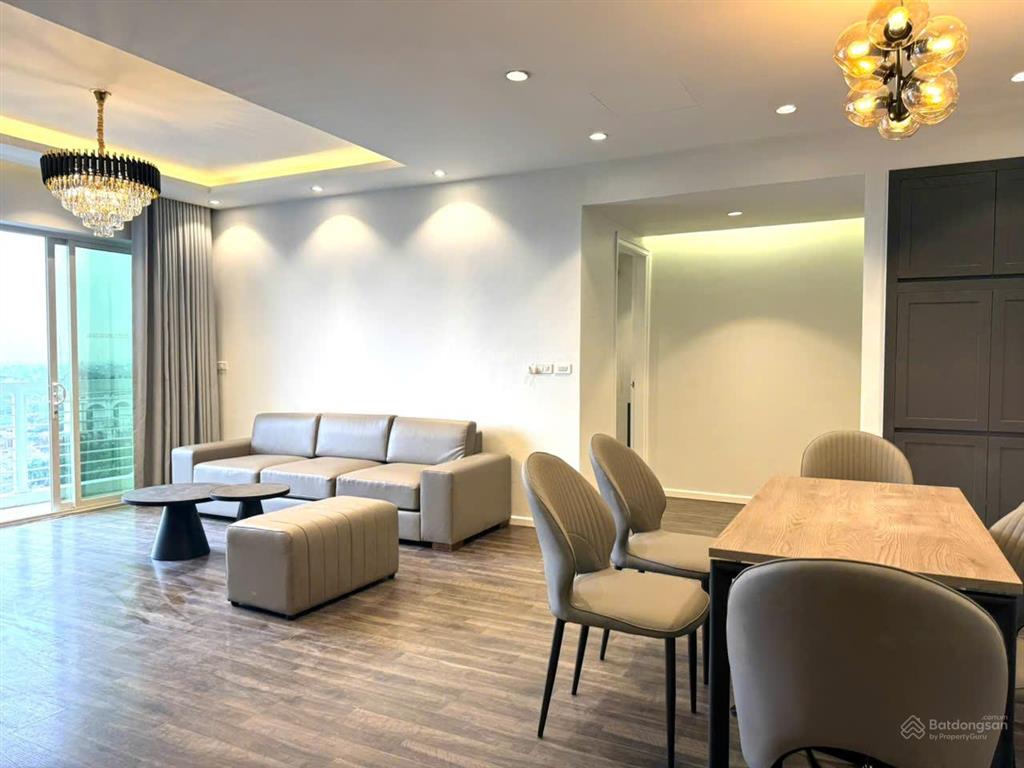 Cần cho thuê căn 3 ngủ d'le roi soleil , dt 104m2, đầy đủ nội thất , view đẹp, giá 27 triệu/ tháng