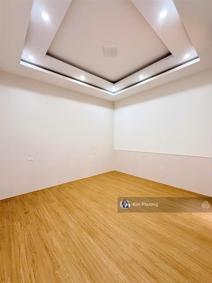 Chính chủ bán nhanh nhà 2 tầng + 1 hầm mặt tiền ngô quyền, dtsd 161m², gần biển, nhà mới vào ở ngay