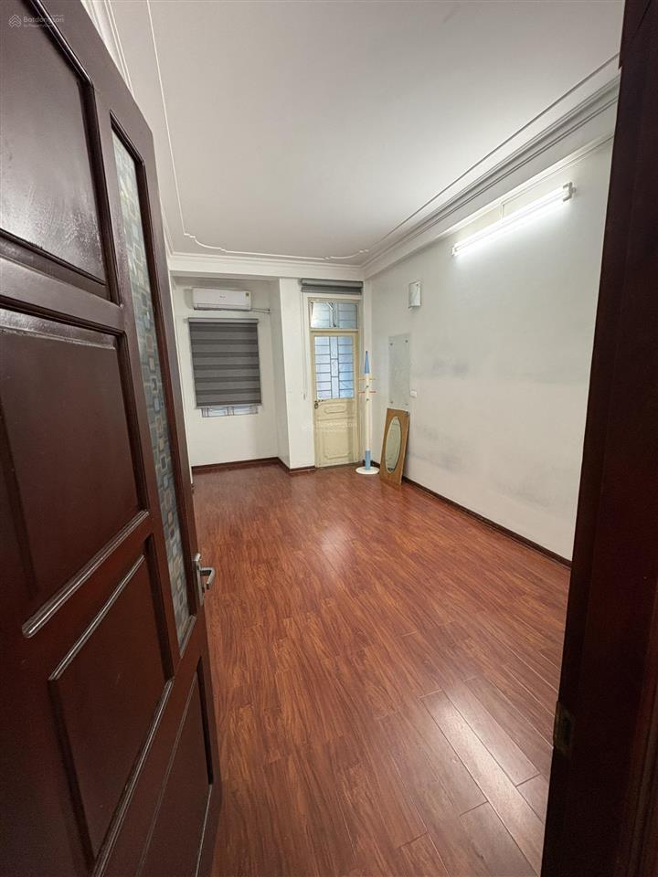 Chính chủ cho thuê nhà tại ngõ 87 thiên hiềnmỹ đình với diện tích 40m2, giá 20 triệu vnd.