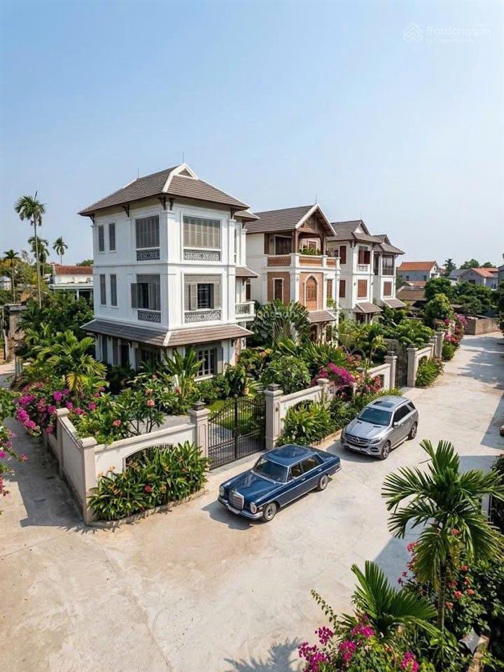 Bán rẻ gấp  133m2 đất ở  sđcc  ngõ ôtô 4,5m  26triệu/m2  thôn đức nhuận  triệu việt vương hy