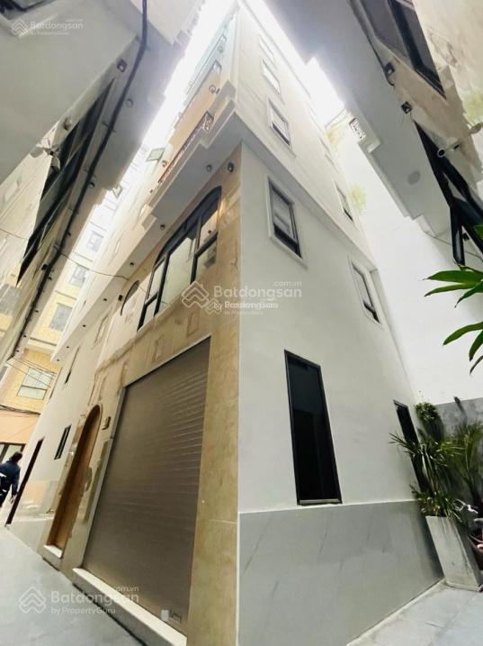Bán nhà căn góc, sổ đỏ 55m2, s xây 30m2 x 6 tầng, gần đường trần huy hưng, cầu giấy, ngõ rộng, sđcc